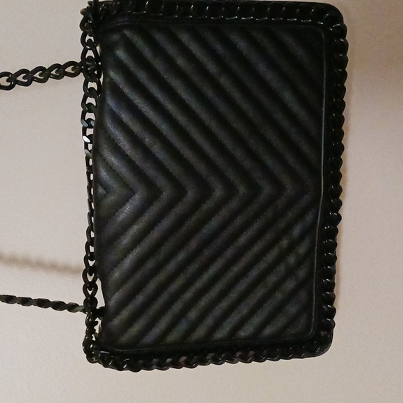 Black Shoulder  HandBag - Picture 5 of 6